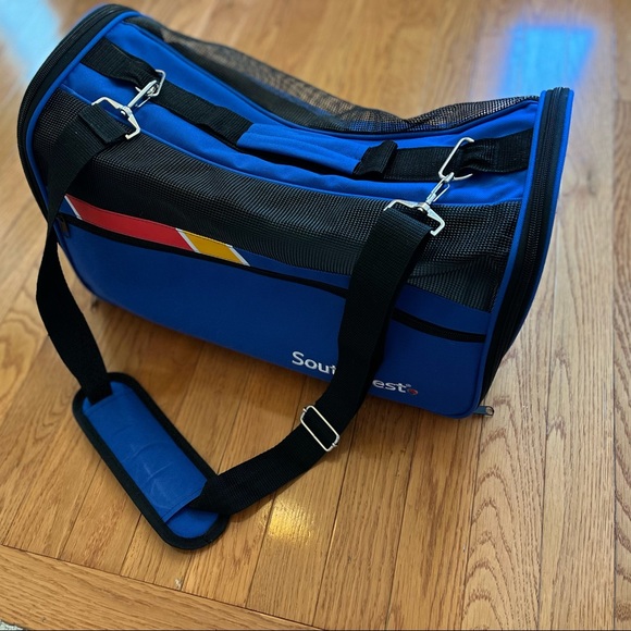 Southwest Airlines Small Pets Airline Approved Cat Carrier Dog